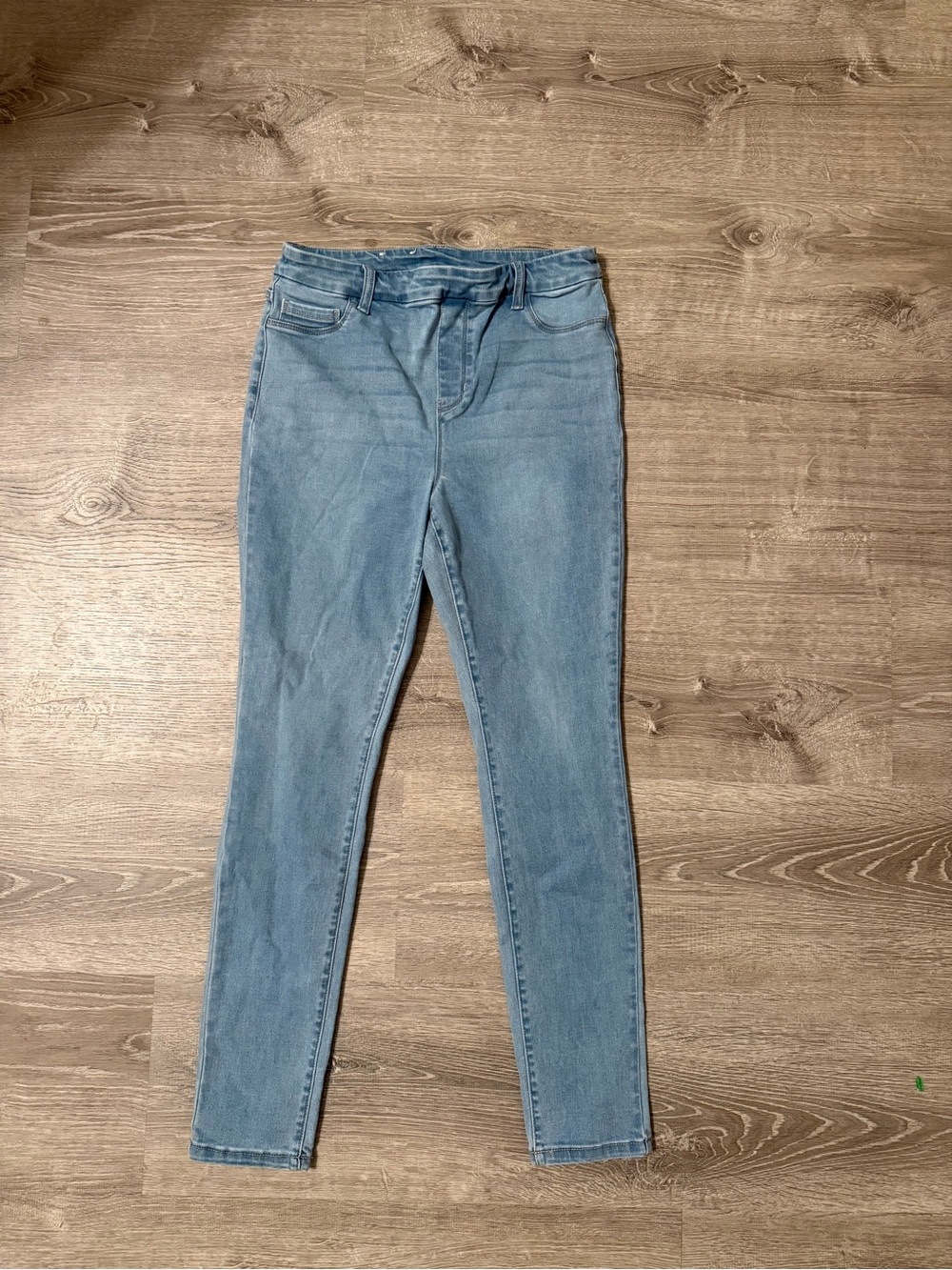 Time and Tru Light Blue Skinny Jeans